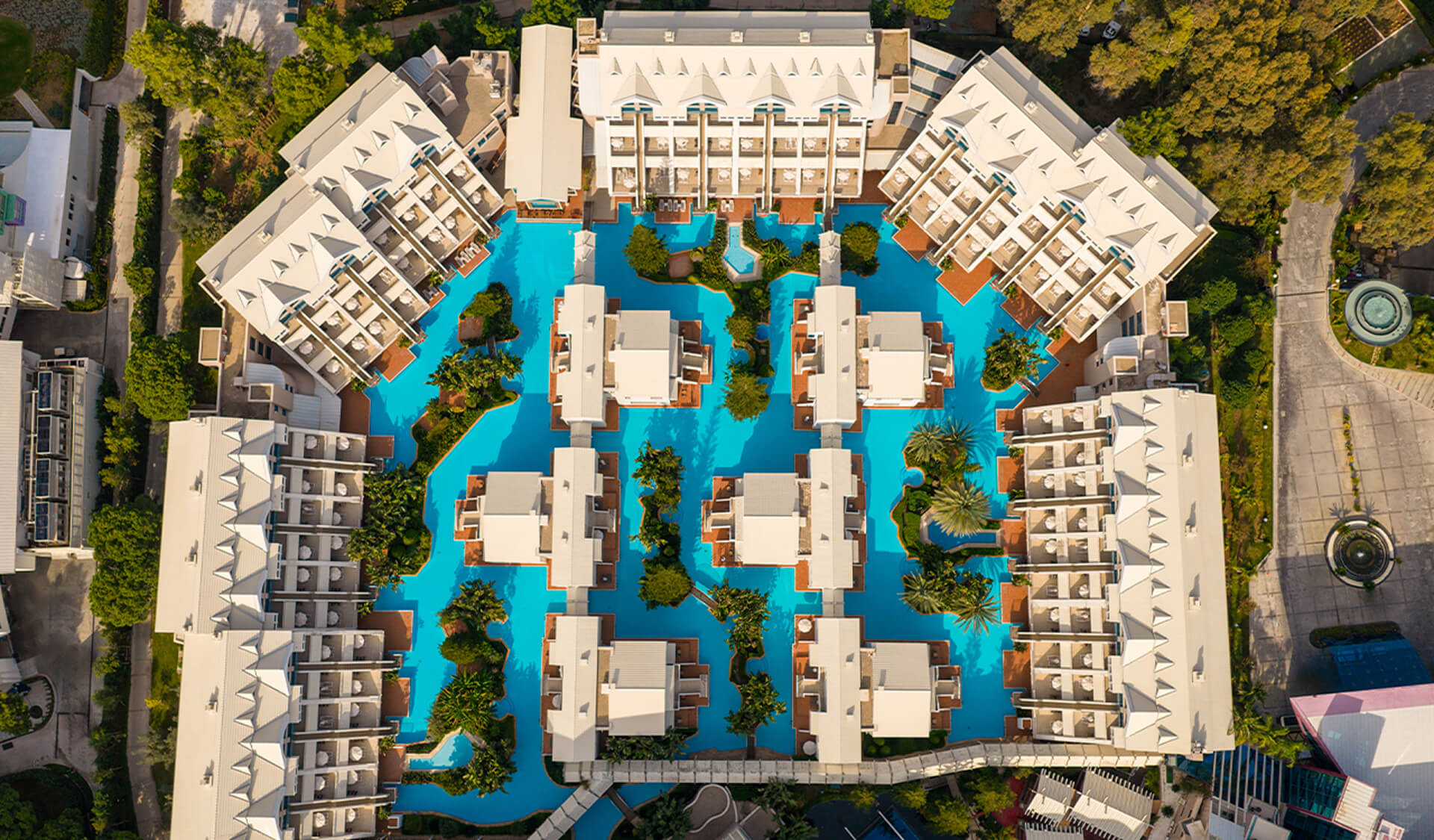 Susesi Hotels Plaj Ve Havuzlar Göl Evi Havuzu Galeri